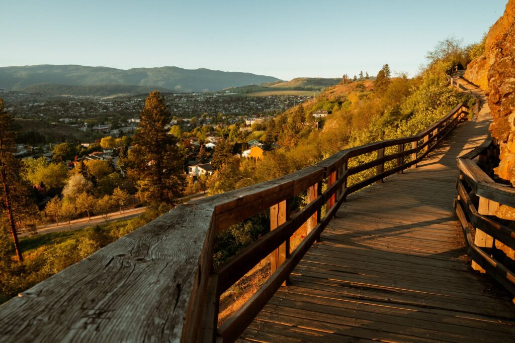 fall hiking north Okanagan