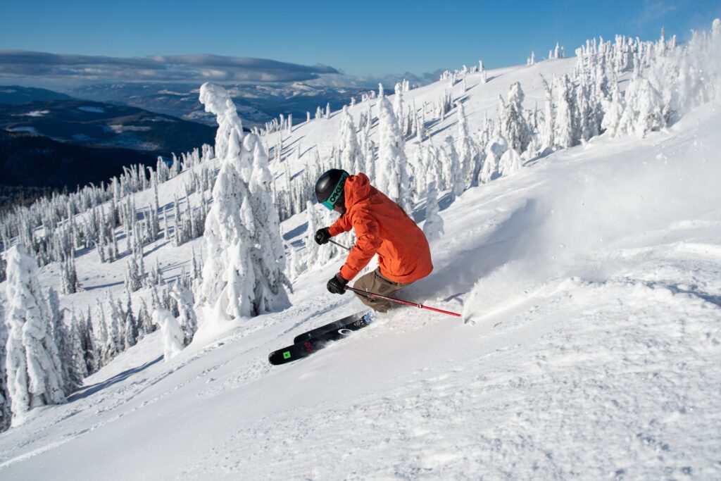 skiing north okanagan