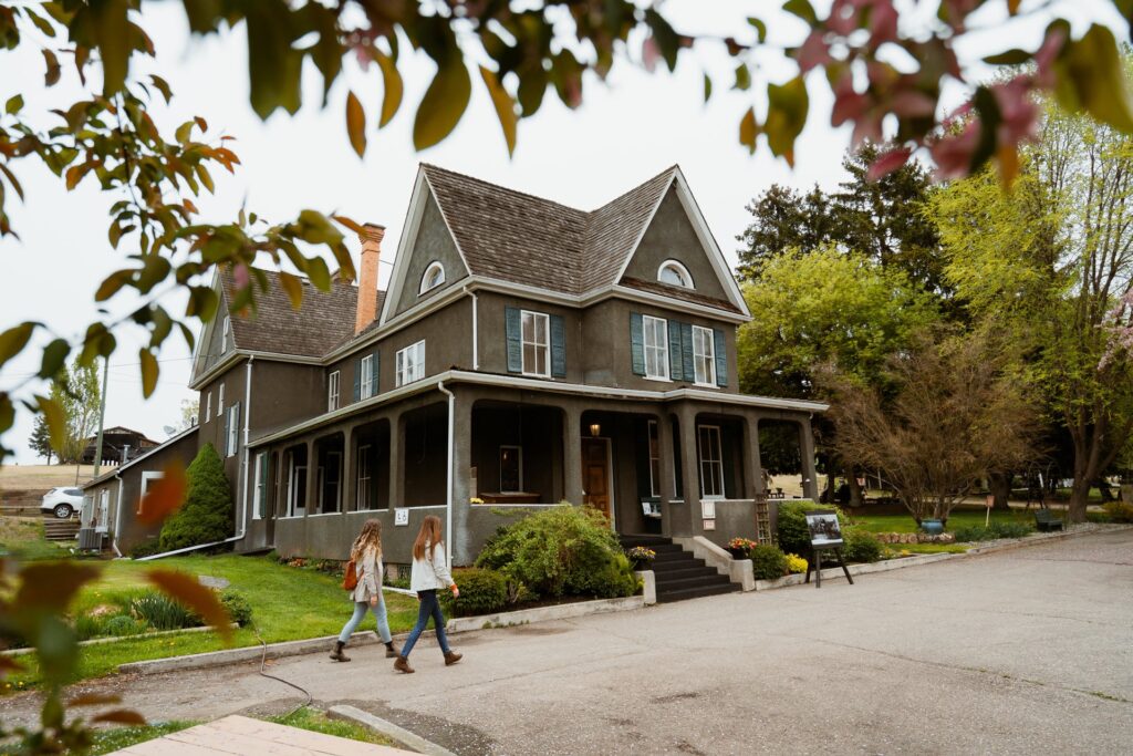 historical tours north okanagan